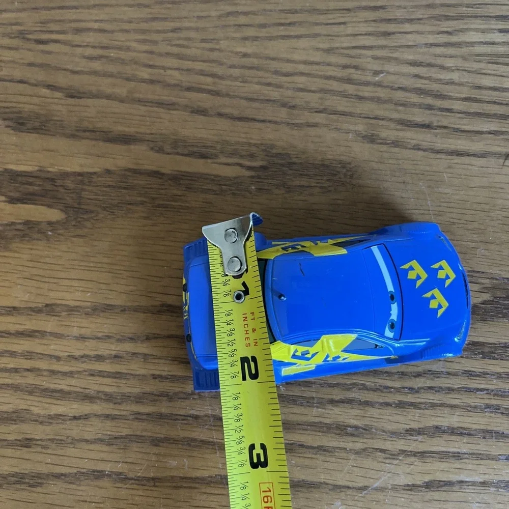 Disney Pixar Cars 2 Flash Nilsson Loose 4